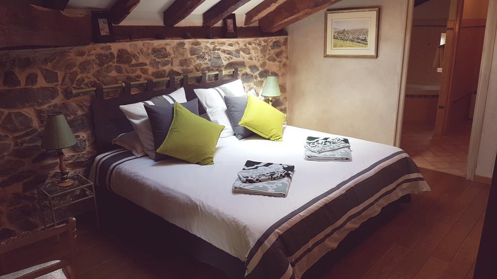 Chambre D'Hotes Moulin Urketa Ayherre Room photo